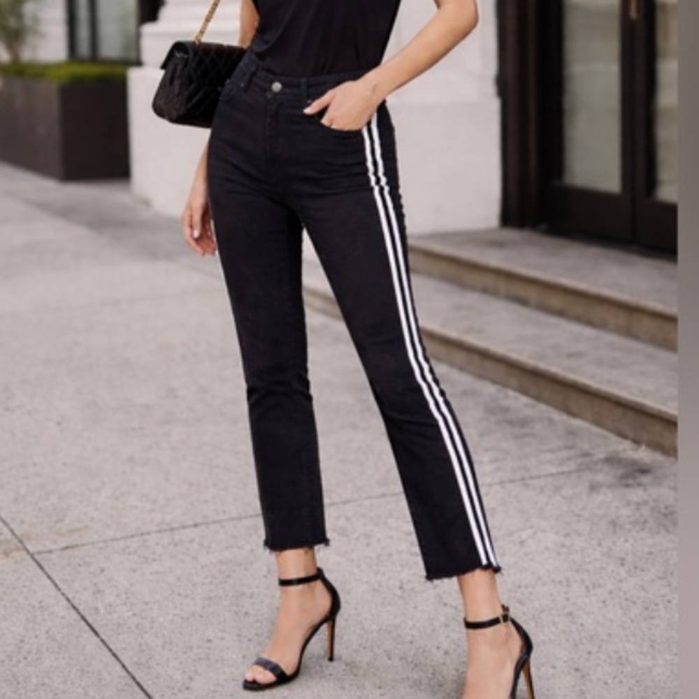MOTHER Black Insider Crop Step Fray Jeans